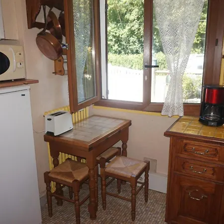 Maison Merville-franceville-plage, 5 Pièces, 6 Personnes - Fr-1-465-51 Merville-Franceville-Plage