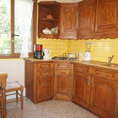 Hébergement de vacances Maison Merville-franceville-plage, 5 Pièces, 6 Personnes - Fr-1-465-51 *