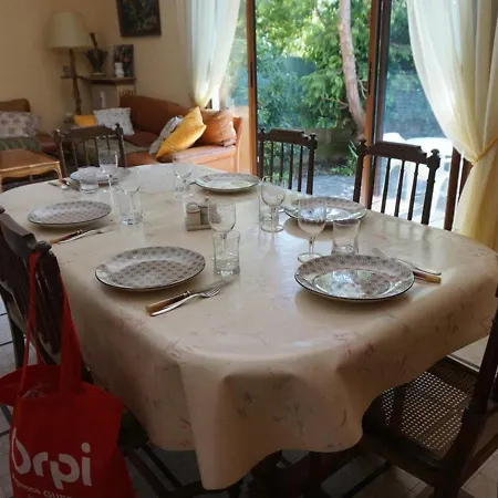 Maison Merville-franceville-plage, 5 Pièces, 6 Personnes - Fr-1-465-51 Hébergement de vacances